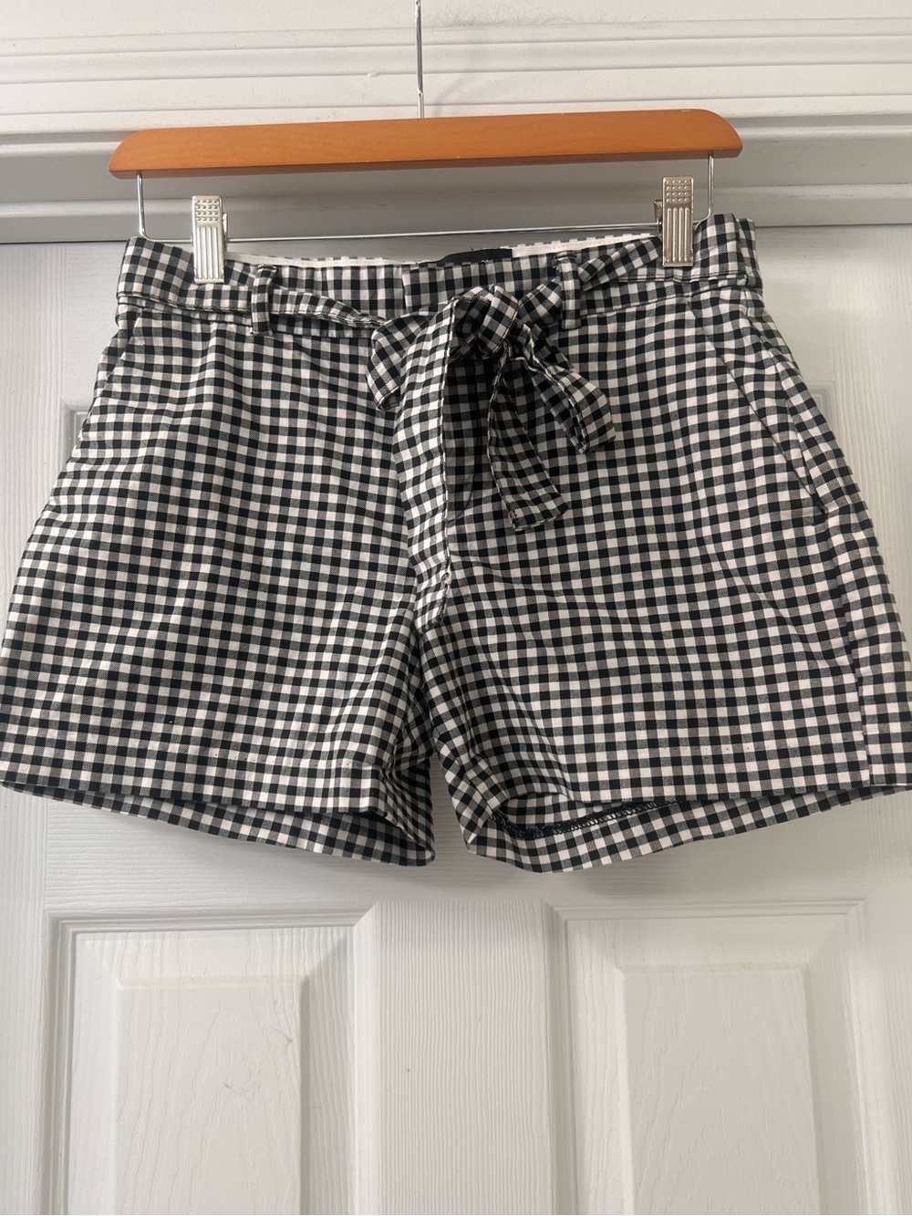 Banana Republic Black & White Gingham Tie-Waist Shorts Sz 0